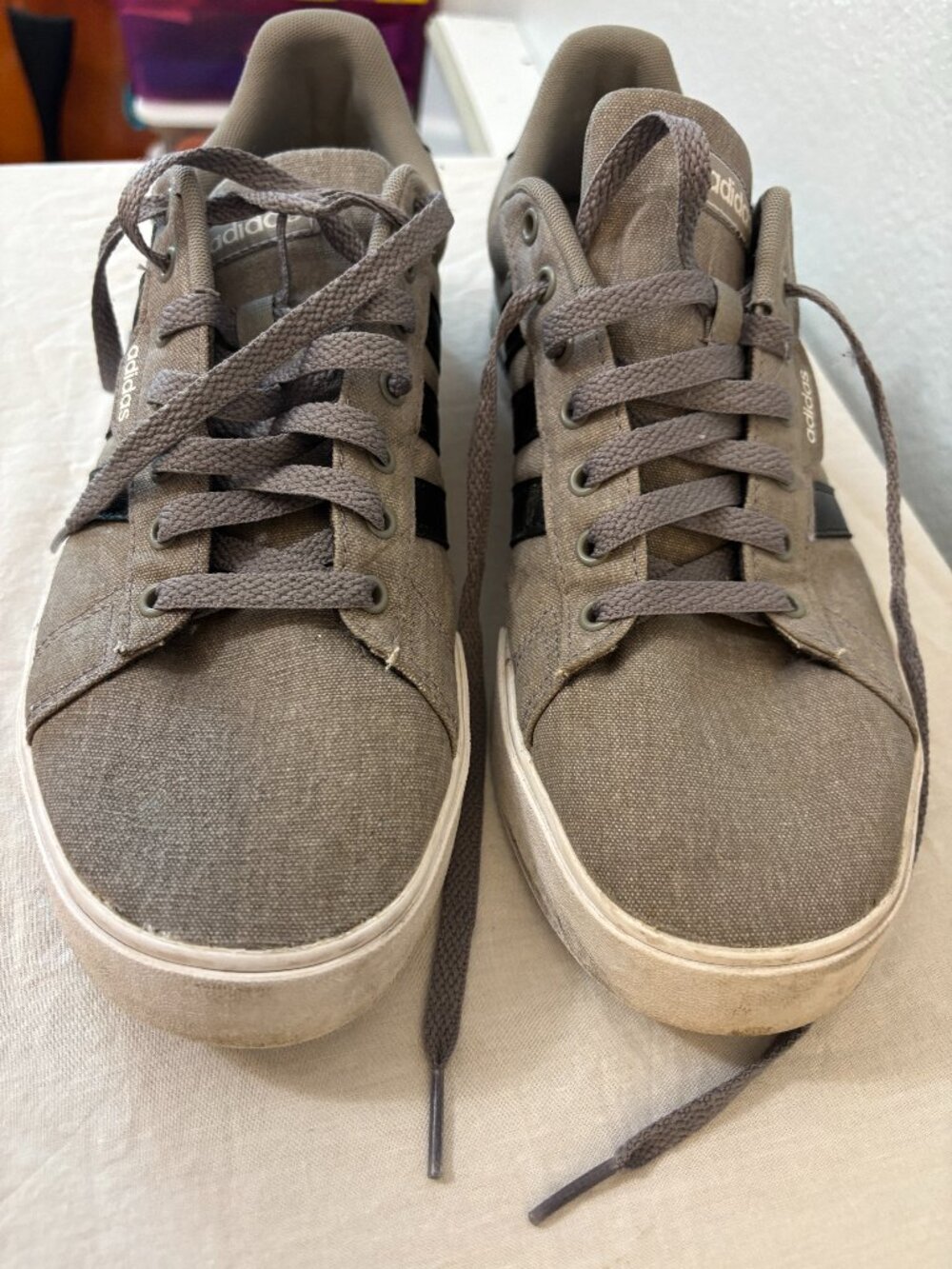 Adidas Daily 3.0 Mens Gray Canvas Lace Up Sneakers Shoes Size 10 FW3270